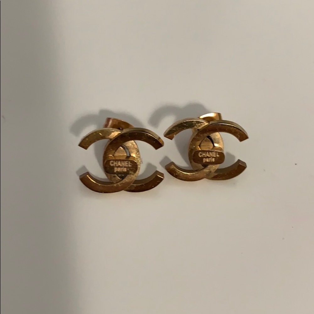 Chanel  earring